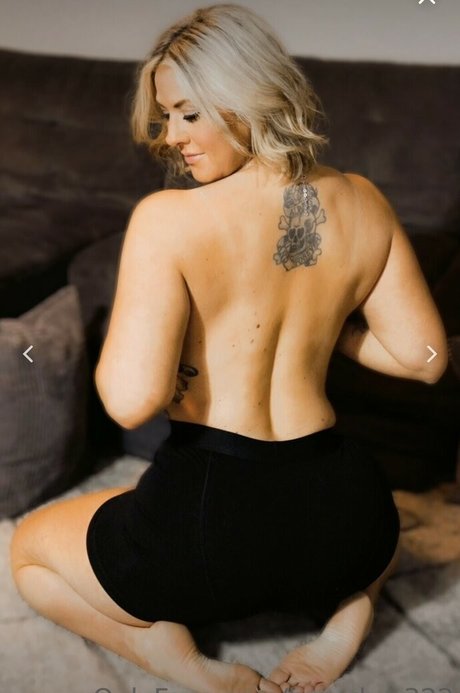 Brandyw322 xxx pornstar picture