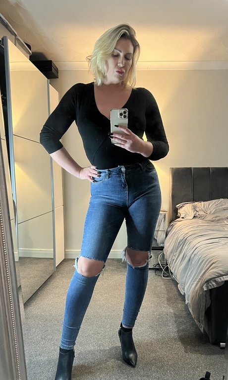 Leigh Darby pornstar perfect picture