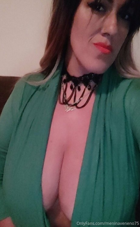 meninaveneno75 nude star pic