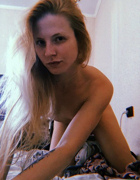 ohwhatagirl model free picture