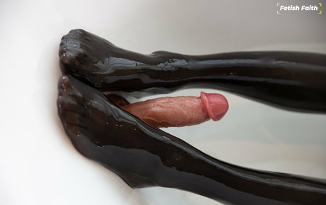 fetishfaith thumbnail