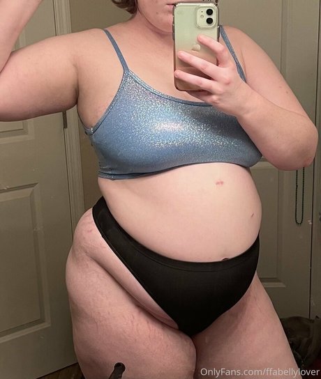 ffabellylover naked model picture
