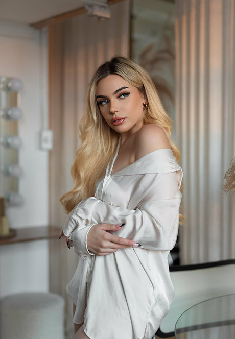 kikmorand 502 beautiful actress pics