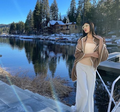 lilyy yk art star pic