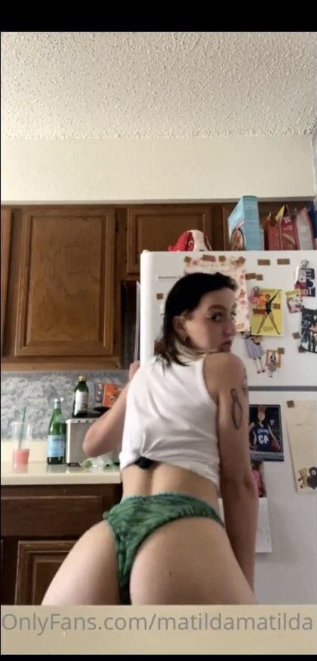 mole tilda free model gallery