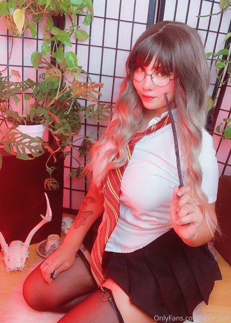 edie soft hot model picture