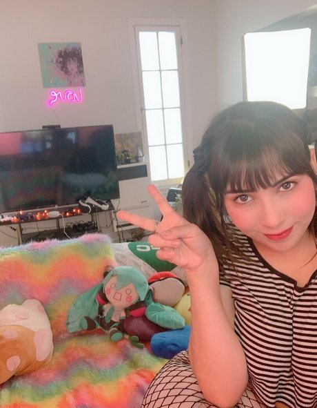 edie soft hot star galleries