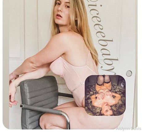 aislynndavis exclusive pornstar image