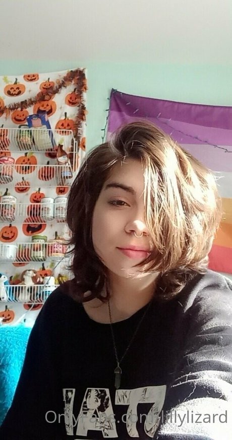 lillylizard thumbnail