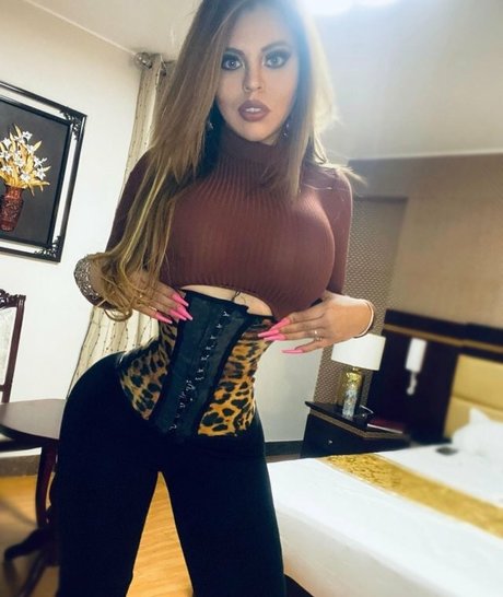 Stefany Camus nude actress pictures