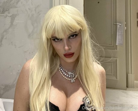 bellathornevip model hot pic