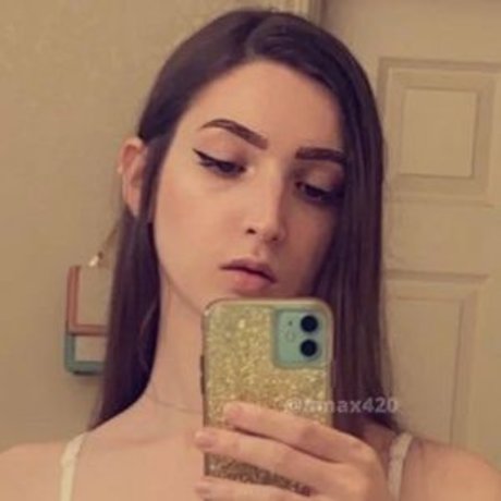 Lanax420 star naked photo