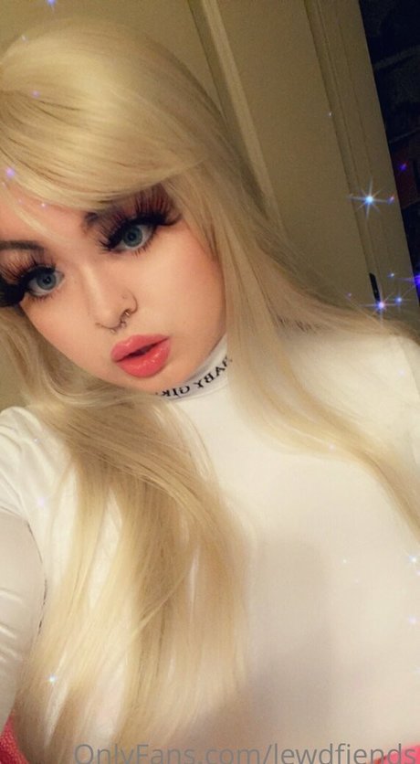 Lewdfiends actress photo