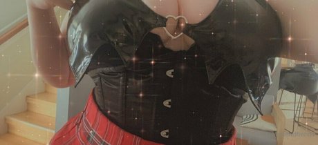 Lewdfiends erotic star image