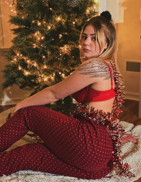 lustfullillian high quality pornstar pic