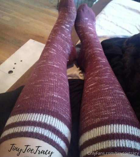 tinytoetracy model pretty photo