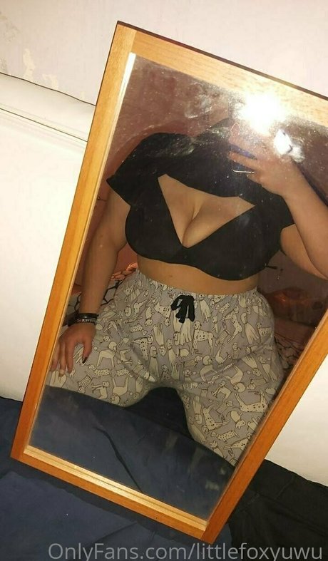 littlefoxyuwu star art photo