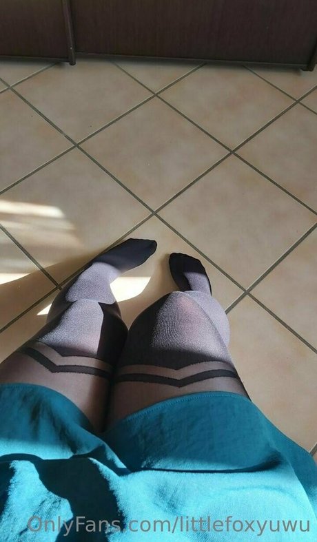 littlefoxyuwu hot actress pics