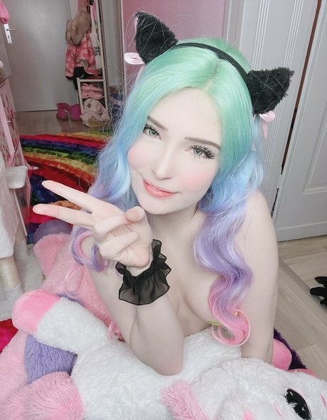 lealollyfree art pornstar pictures