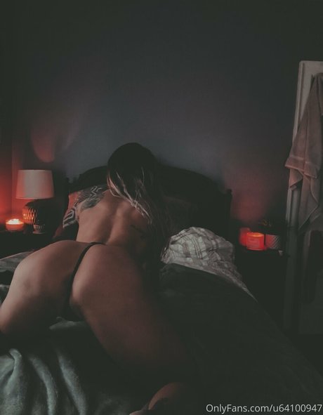 Megan Canell sex model images