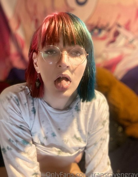 transravengray model nice photos