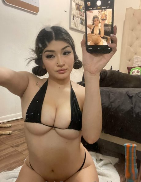 amateur threesome onlyfans naked gallery