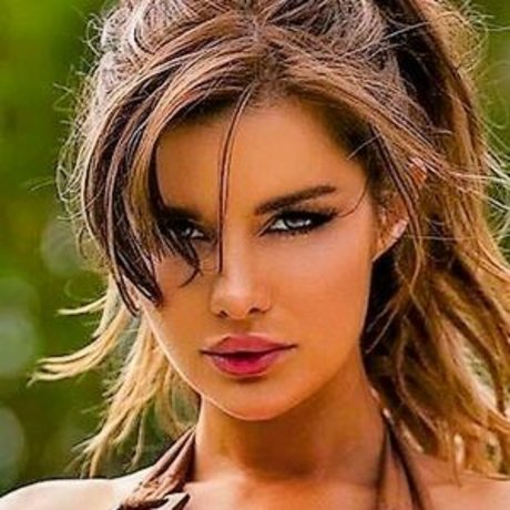 Bianca Richards erotic model pics