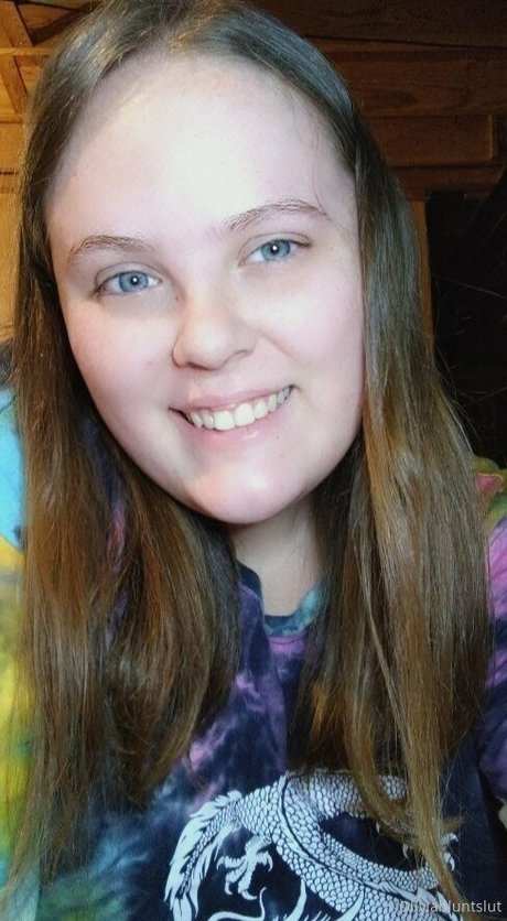 oliviabluntslut naked model img