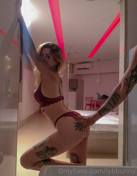 lybbunny erotic actress photo