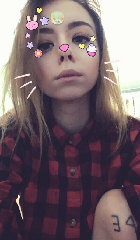 kat fox pretty actress photo