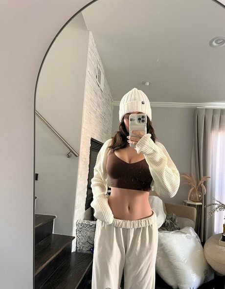 ellaorte naked model galleries