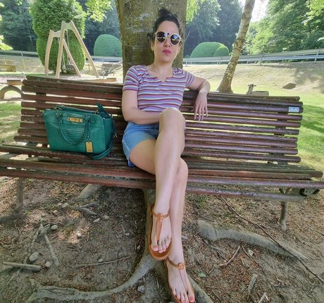 goddesshathafeet free model image