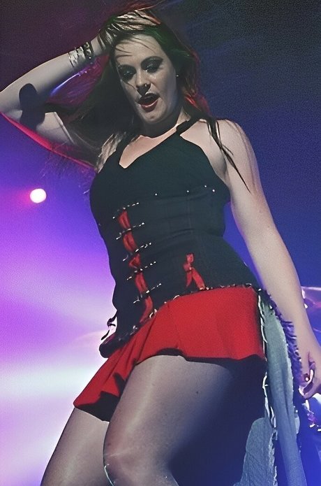 Floor Jansen model xxx img