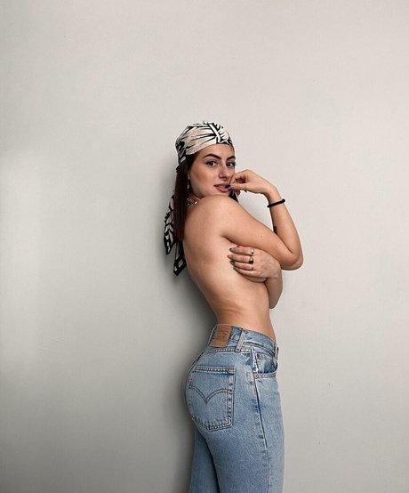 Era Bana pornstar hd galleries