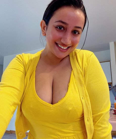 Nikki Geeks profile pic