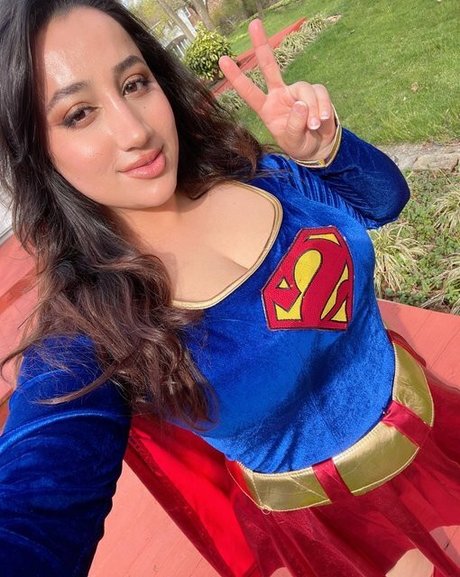 Nikki Geeks star galleries