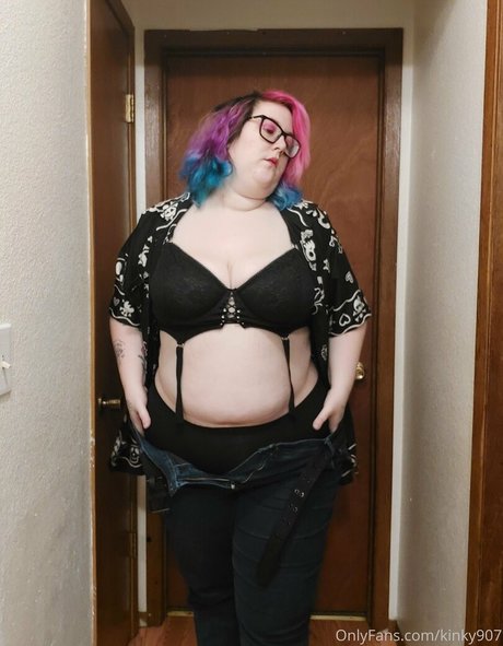 kinky907 nude actress archive