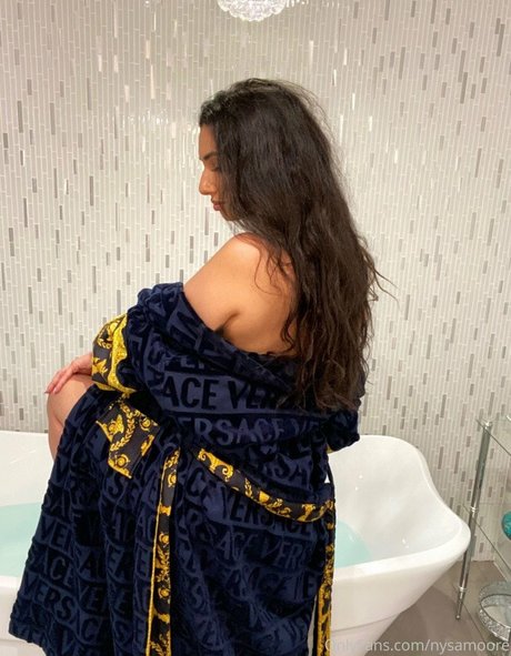 Nysa Moore star pornographic pics