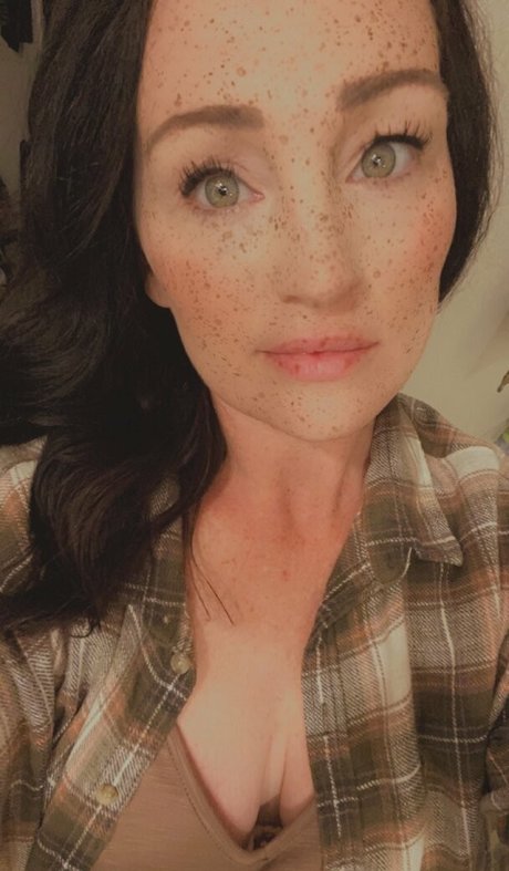 Rachierach429 actress image