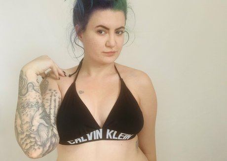 freakyfamily erotic actress images