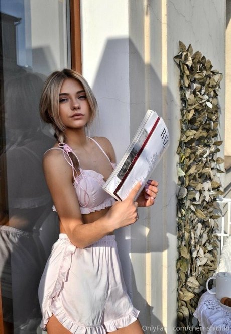 Sojourncouple hd actress pic