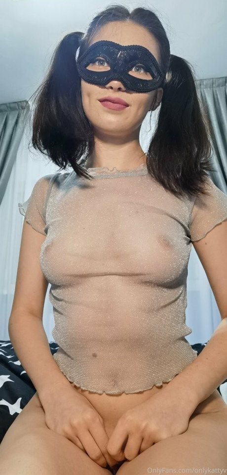 DivineGoddess model erotic pictures