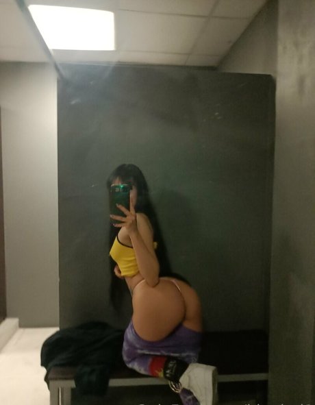 bbydari1 porn star pic