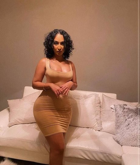 Omaima Benamre nice actress pic