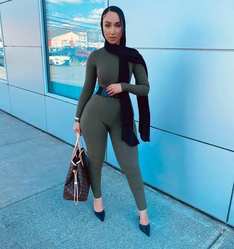 Omaima Benamre perfect star archive