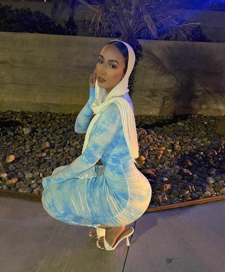 Omaima Benamre pornstar exclusive photos