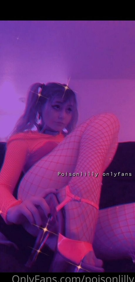 poisonlilly sexy actress archive