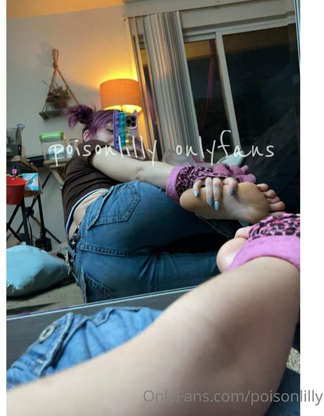 poisonlilly star high quality image