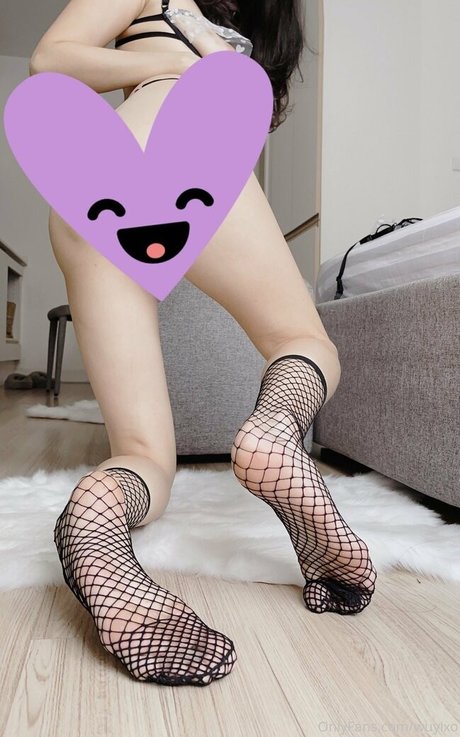 wuyixo sexy actress pictures