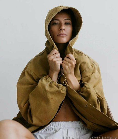 Linda x model top archive